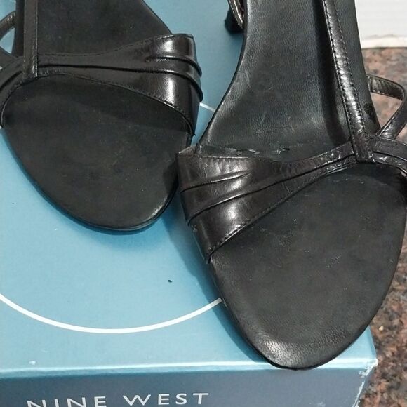 Nine West Black Stiletto Slingback Heels...SIZE 7 - Picture 3 of 8